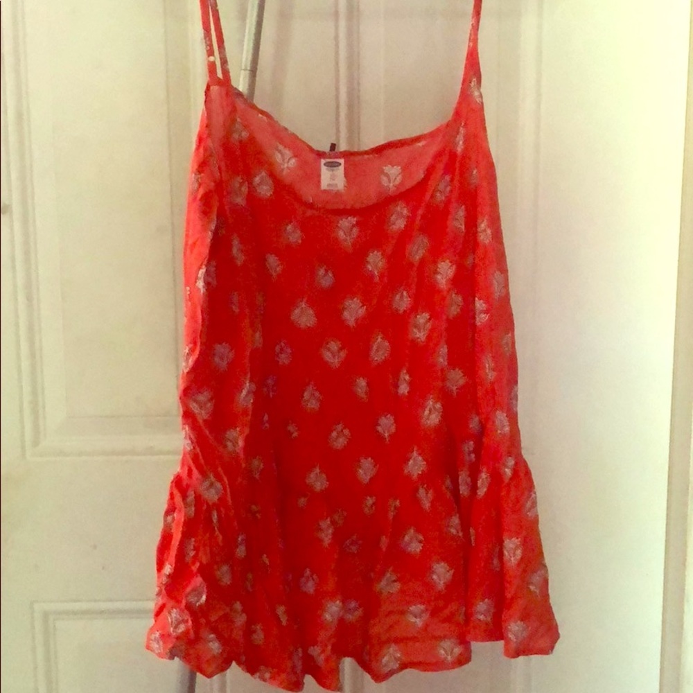 Tank top.
